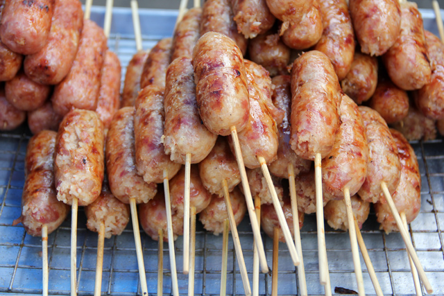 Sai Krok Isaan (ใส้กรอกอีสาน) Sai Krok Isaan (ใส้กรอกอีสาน)