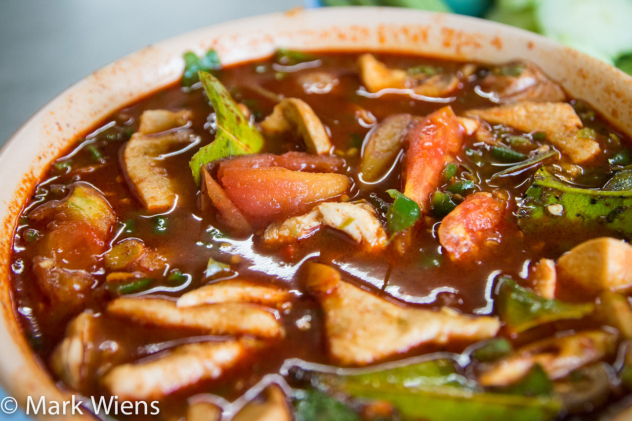 ฮ้องข้าวต้มปลา