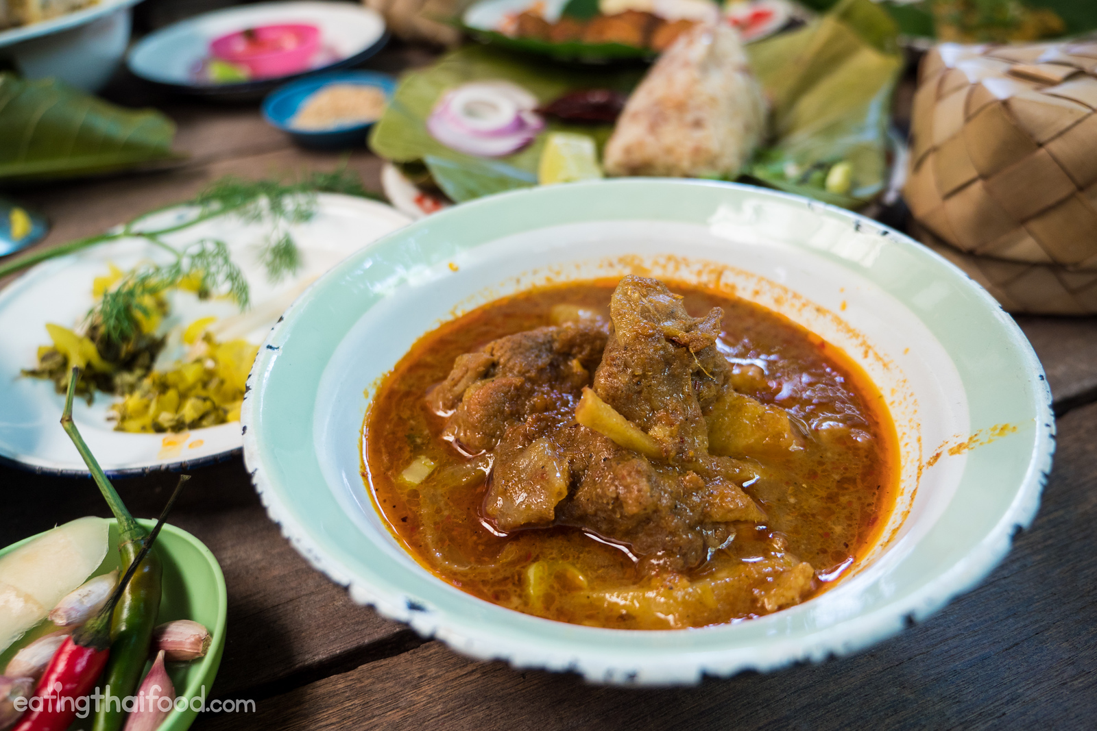 Man Muang (ม่านเมือง)