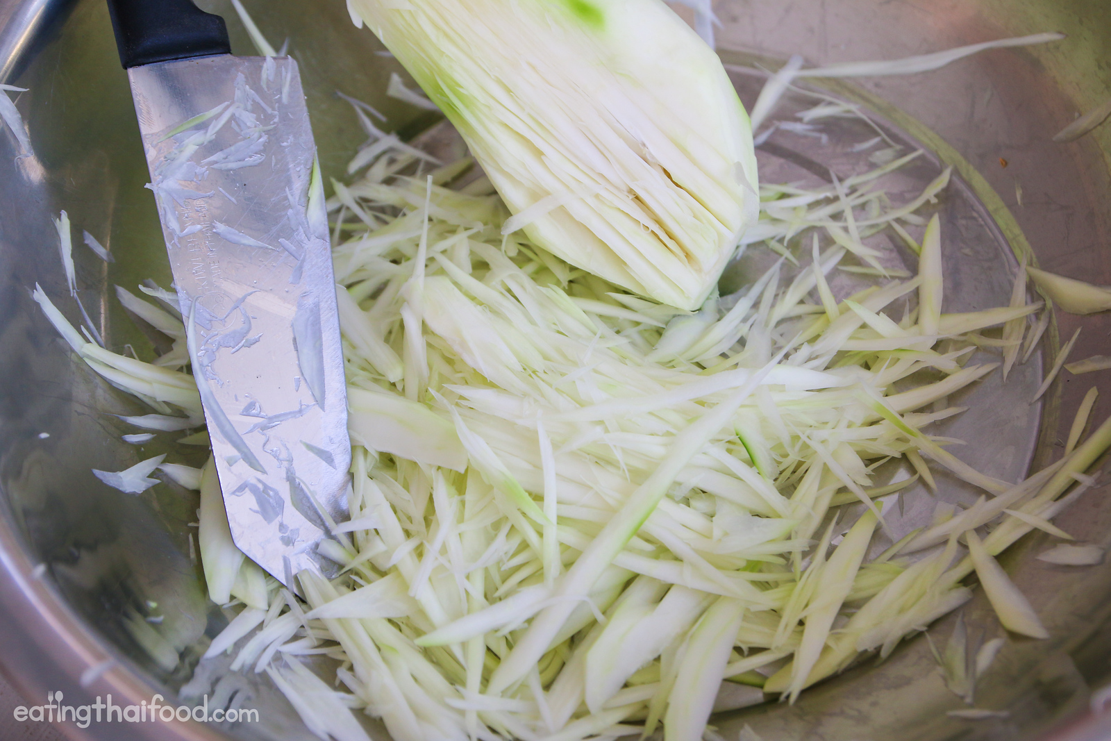 Thai green papaya salad recipe