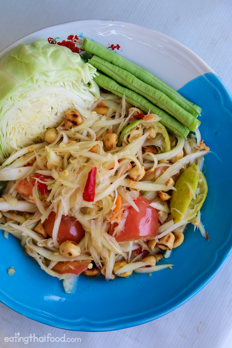 Thai green papaya salad