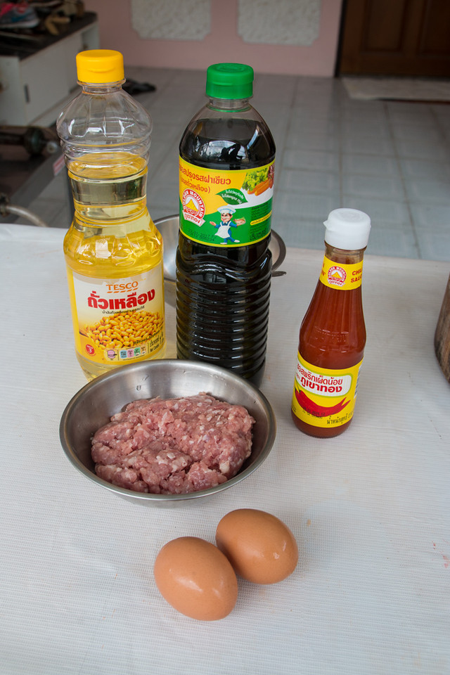 ไข่เจียวหมูสับ