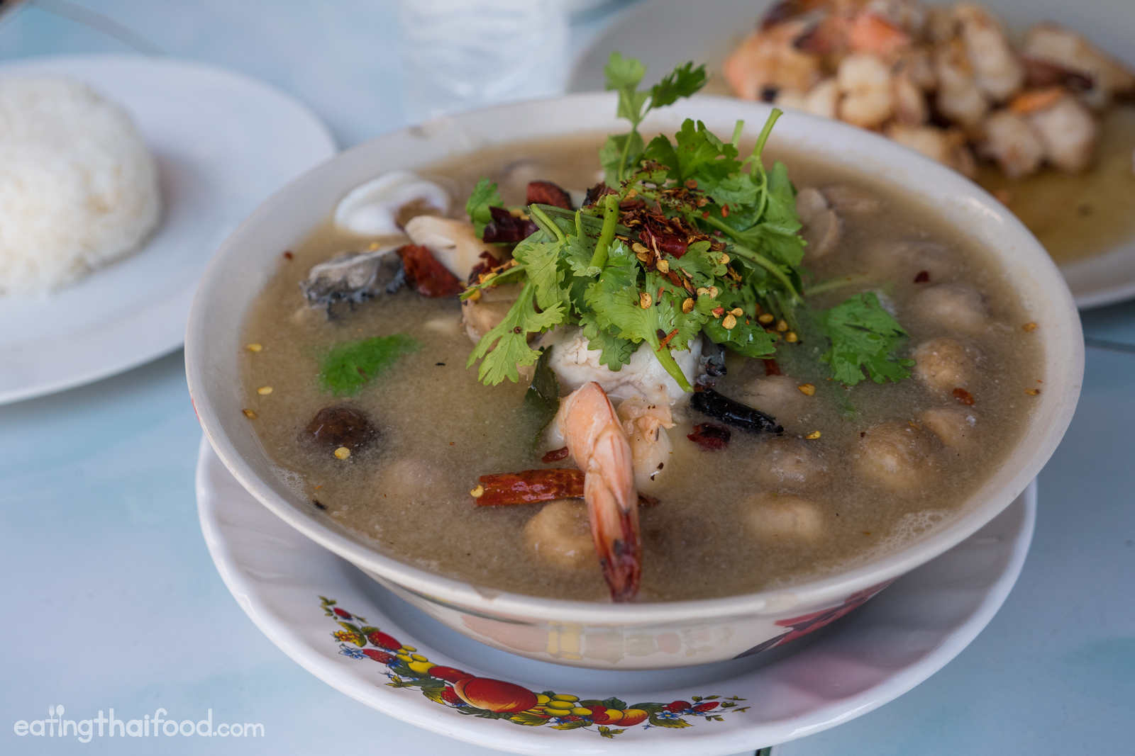 ต้มยำทะเลน้ำใส