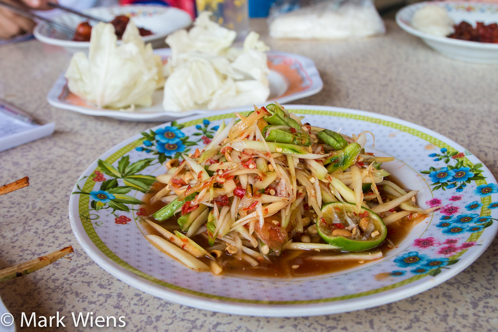 green papapya salad and sticky rice