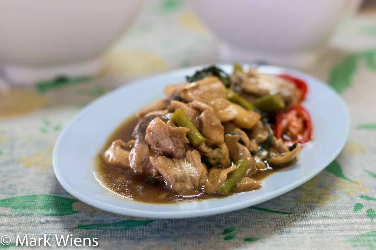 Ka prao hed (กะเพราเห็ด)